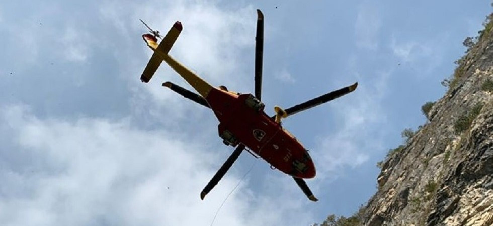 Alpinista scivola e precipita sotto gli occhi del compagno: tragico incidente sulle Dolomiti di Brenta